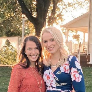 Welcome to 210 Masterpieces Closet! We are Kate & Karisa. Happy Shopping!✨